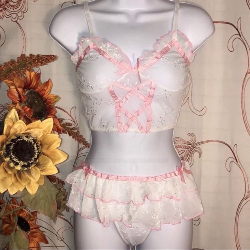 NWT Leg Avenue bra, skirt, and thong set S/M
